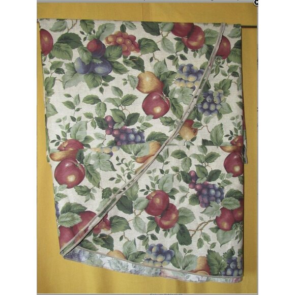Ex-Cell Home Vintage Fruit Themed Apples Pears Grapes Cotton Tablecloth - Picture 3 of 16